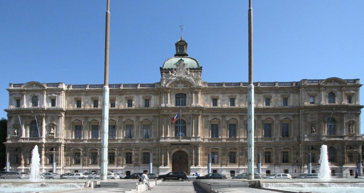 Joli T2 Moderne Au Coeur De - Place Castellane Apartment Marseilles